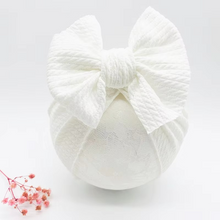Load image into Gallery viewer, Cozy Knotted Baby Beanie with Bow Headband