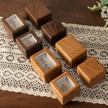 Load image into Gallery viewer, Natural Solid Wood Ring Box With Clear Window Lid