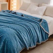 Load image into Gallery viewer, Weighted Blanket Textured Plush Bed Throw, Reversible Fleece Design