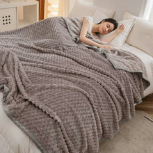 Load image into Gallery viewer, Weighted Blanket Textured Plush Bed Throw, Reversible Fleece Design