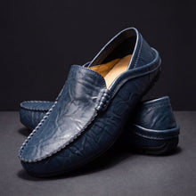 Load image into Gallery viewer, Everyday Flats with Cushioned Footbed and Textured Grip Sole