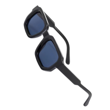 Load image into Gallery viewer, Bold Energy Rectangle UV Sunglasses -Black Grey - Ozerty
