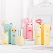 Load image into Gallery viewer, Refillable Lipstick Tube Set of 5, Empty Cosmetic Containers for DIY Lip Balm and Makeup