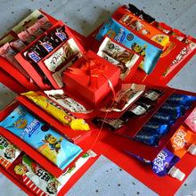 Load image into Gallery viewer, Exploding Surprise Gift Box with 8 Flying Butterflies