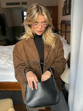 Load image into Gallery viewer, Elegant suede jacket