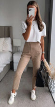 Load image into Gallery viewer, Elegant crease-free trousers for all occasions