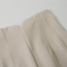 Load image into Gallery viewer, Elegant crease-free trousers for all occasions