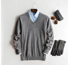 Load image into Gallery viewer, Cashmere Sweater - High Quality and Very Elegant