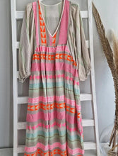 Load image into Gallery viewer, Vibrant Loose Dress