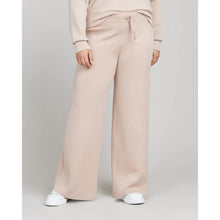 Load image into Gallery viewer, Air Essentials Pants