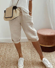 Load image into Gallery viewer, Linen Short | Trendy fashionable knee-length trousers in linen look for women