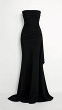 Load image into Gallery viewer, Essential Black Dress - Timeless