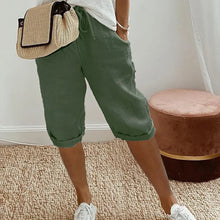 Load image into Gallery viewer, Linen Short, Trendy fashionable knee-length trousers in linen look for women
