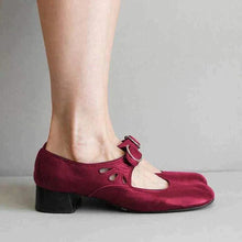 Load image into Gallery viewer, Leather sandals
