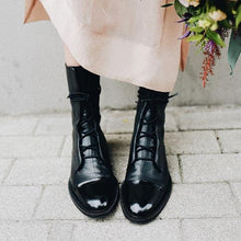 Load image into Gallery viewer, Vintage heeled ankle boots for women