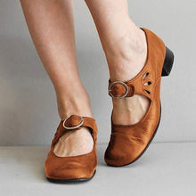 Load image into Gallery viewer, Leather sandals