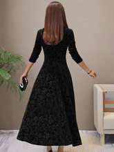 Load image into Gallery viewer, Elegant flared dress
