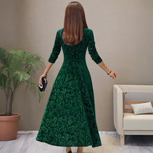 Load image into Gallery viewer, Elegant flared dress