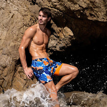 Load image into Gallery viewer, Stylish swimming trunks for men