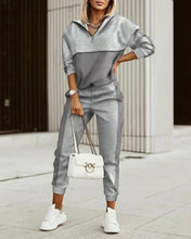 Load image into Gallery viewer, Highlight your style with unparalleled comfort