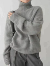 Load image into Gallery viewer, Cashmere turtleneck sweater