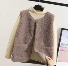 Load image into Gallery viewer, winter fleece vest