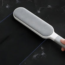 Load image into Gallery viewer, Environmentally Friendly 2-Sided Pet Hair Brush with Reusable Lint Remover