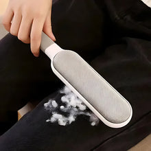 Load image into Gallery viewer, Environmentally Friendly 2-Sided Pet Hair Brush with Reusable Lint Remover