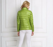Load image into Gallery viewer, Womens Lightweight Short Jacket with Front Placket for Everyday Layering