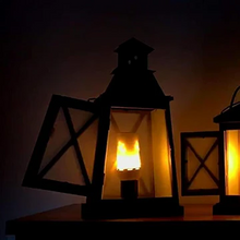 Load image into Gallery viewer, LED Flame Effect Light Bulb