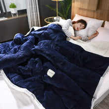 Load image into Gallery viewer, Cozy Large Thick Throw Blanket