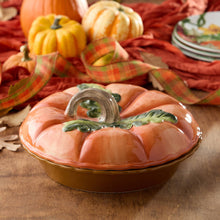 Load image into Gallery viewer, Pumpkin Pie Carrier with Sculpted Lid and 10.5 Inch Dish for Fall Baking
