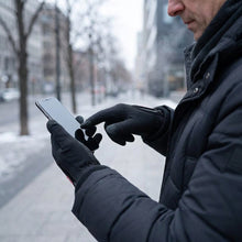 Load image into Gallery viewer, Touchscreen Winter Gloves with Fleece Lining and Silicone Grip Palm
