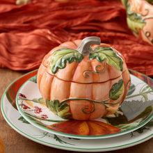 Load image into Gallery viewer, Pumpkin Soup Bowls with Lids and 24 Ounce Capacity Set of 2 for Fall Dinners
