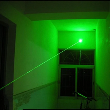 Load image into Gallery viewer, Green Military-Grade Laser Pointer
