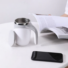 Load image into Gallery viewer, Automatic Self Stirring Magnetic Coffee Cup
