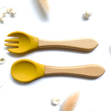 Load image into Gallery viewer, Children's Silicone and Bamboo Cutlery Set
