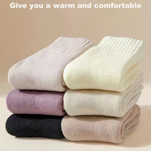 Load image into Gallery viewer, Comfortable Socks
