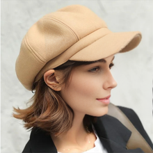 Load image into Gallery viewer, Wool Winter Newsboy Cap for Women
