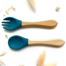 Load image into Gallery viewer, Children's Silicone and Bamboo Cutlery Set
