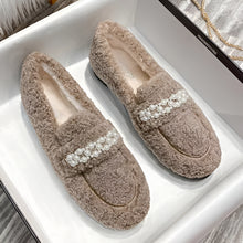 Load image into Gallery viewer, Women’s Lambswool Moccasins with Warm Fleece Lining
