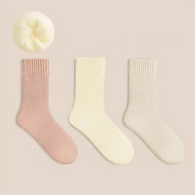 Load image into Gallery viewer, Comfortable Socks
