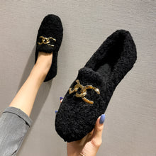 Load image into Gallery viewer, Women’s Lambswool Moccasins with Warm Fleece Lining
