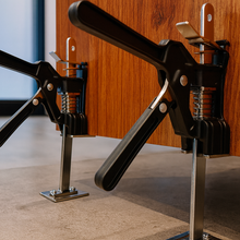 Load image into Gallery viewer, Manual Multifunction Jack for Easy Lifting and Positioning
