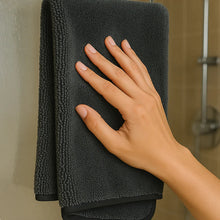 Load image into Gallery viewer, Microfiber Cleaning Cloth XXL, Ultra Absorbent and Limescale Resistant
