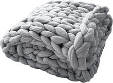 Load image into Gallery viewer, DIY Knitting Blanket Kit With Soft Hypoallergenic Acrylic Yarn
