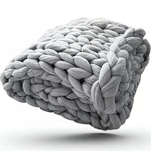 Load image into Gallery viewer, DIY Knitting Blanket Kit With Soft Hypoallergenic Acrylic Yarn
