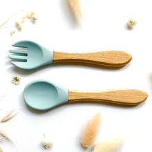 Load image into Gallery viewer, Children's Silicone and Bamboo Cutlery Set
