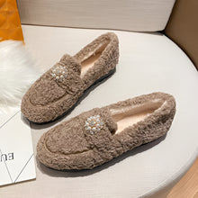 Load image into Gallery viewer, Women’s Lambswool Moccasins with Warm Fleece Lining
