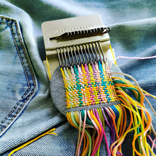 Load image into Gallery viewer, Darning Mini Loom Machine
